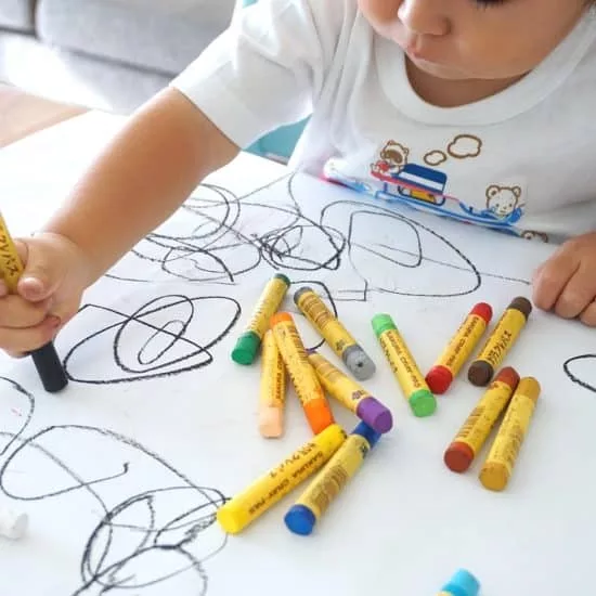 Les premiers dessins de son enfant